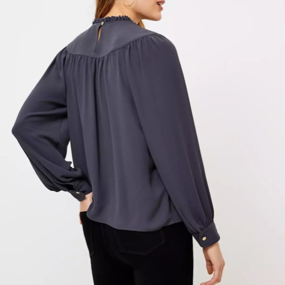 🆕 Loft Ruffle Neck Bib Blouse - Picture 3 of 3